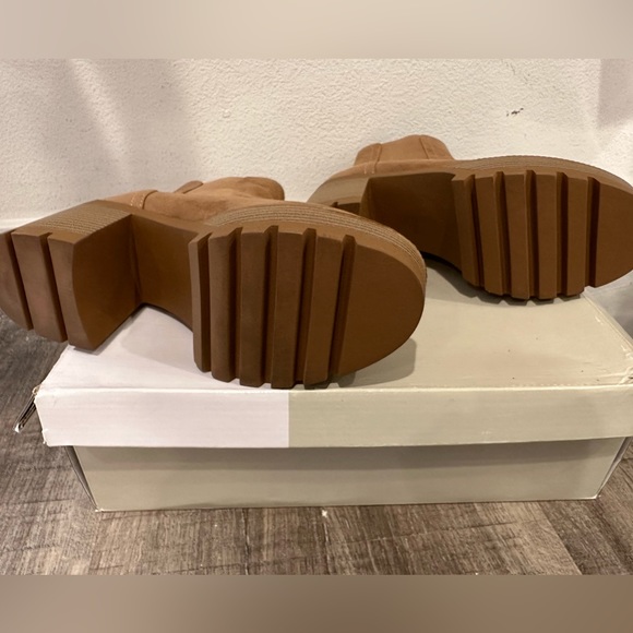 BP platform bootie - Picture 3 of 5